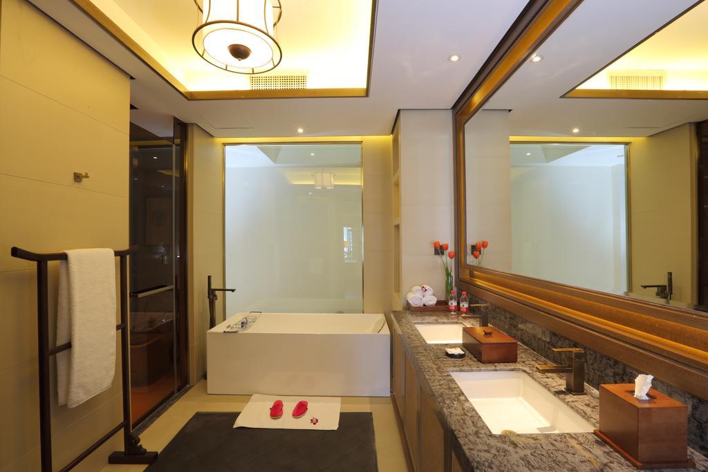 S&N Zhejiang Linhai International Hotel الغرفة الصورة
