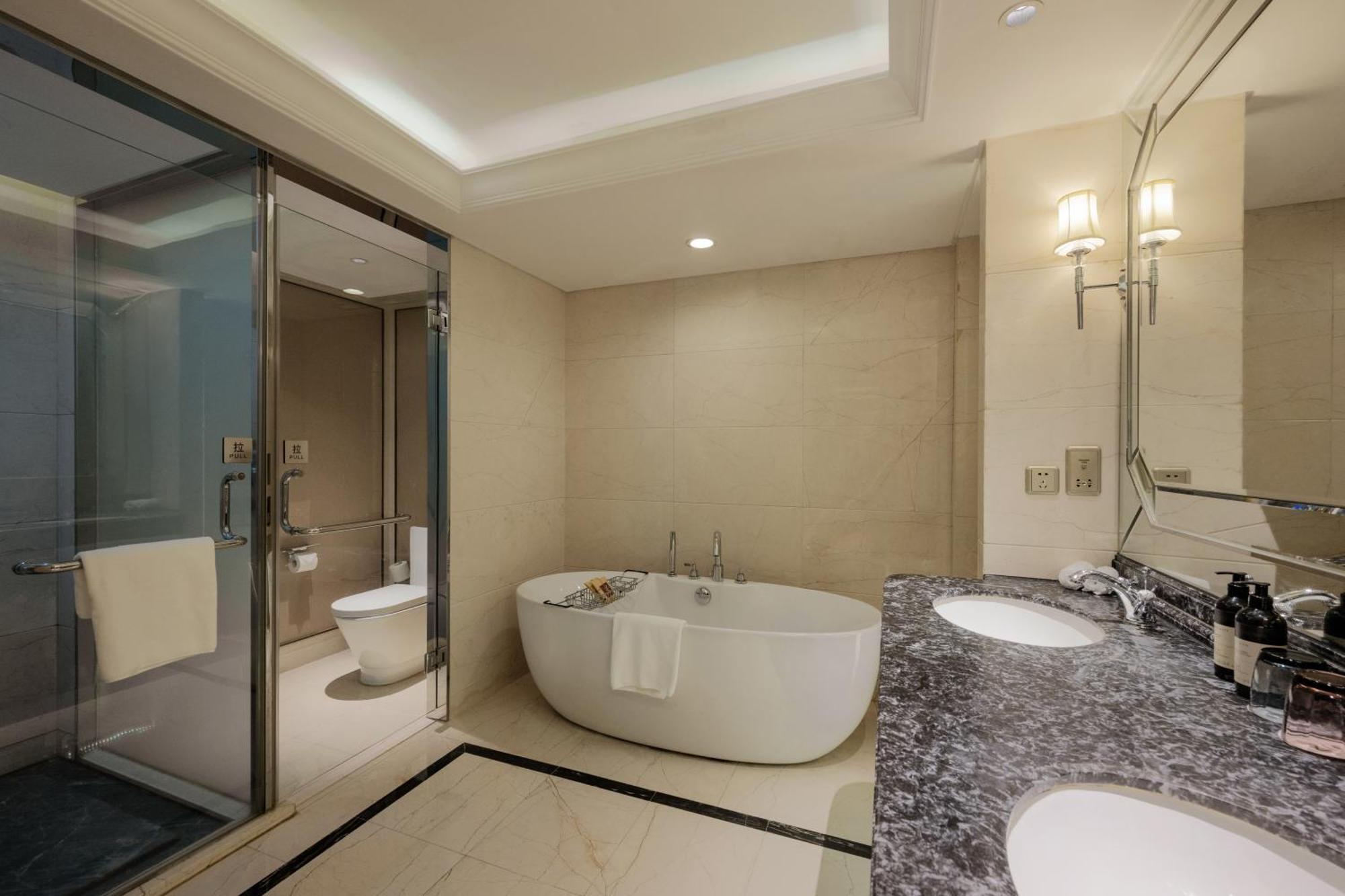 S&N Zhejiang Linhai International Hotel المظهر الخارجي الصورة