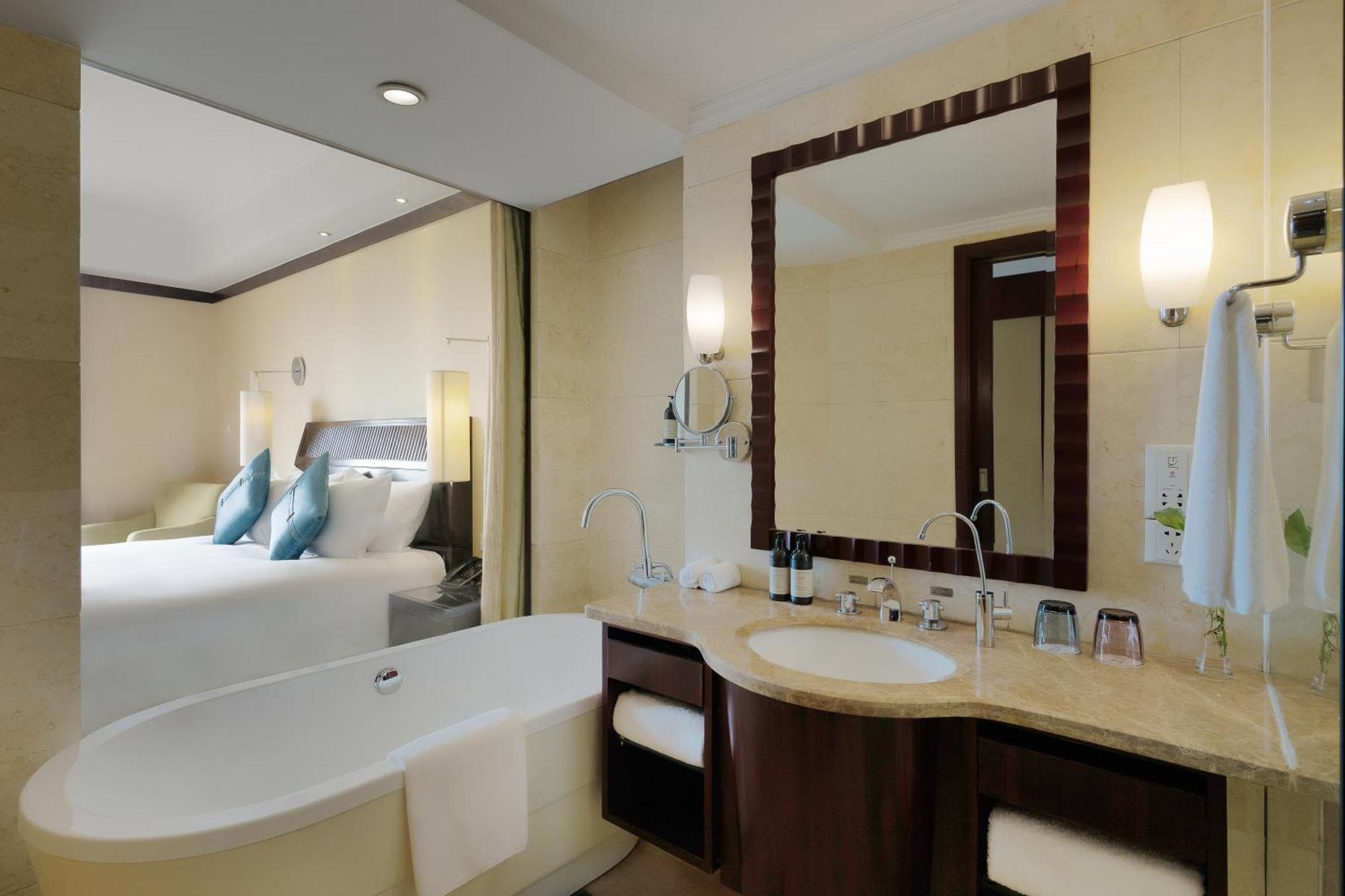 S&N Zhejiang Linhai International Hotel المظهر الخارجي الصورة