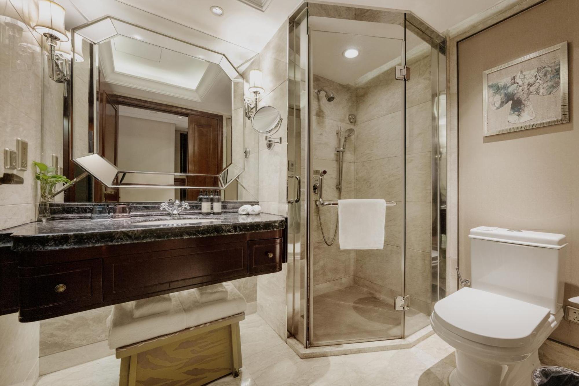 S&N Zhejiang Linhai International Hotel المظهر الخارجي الصورة