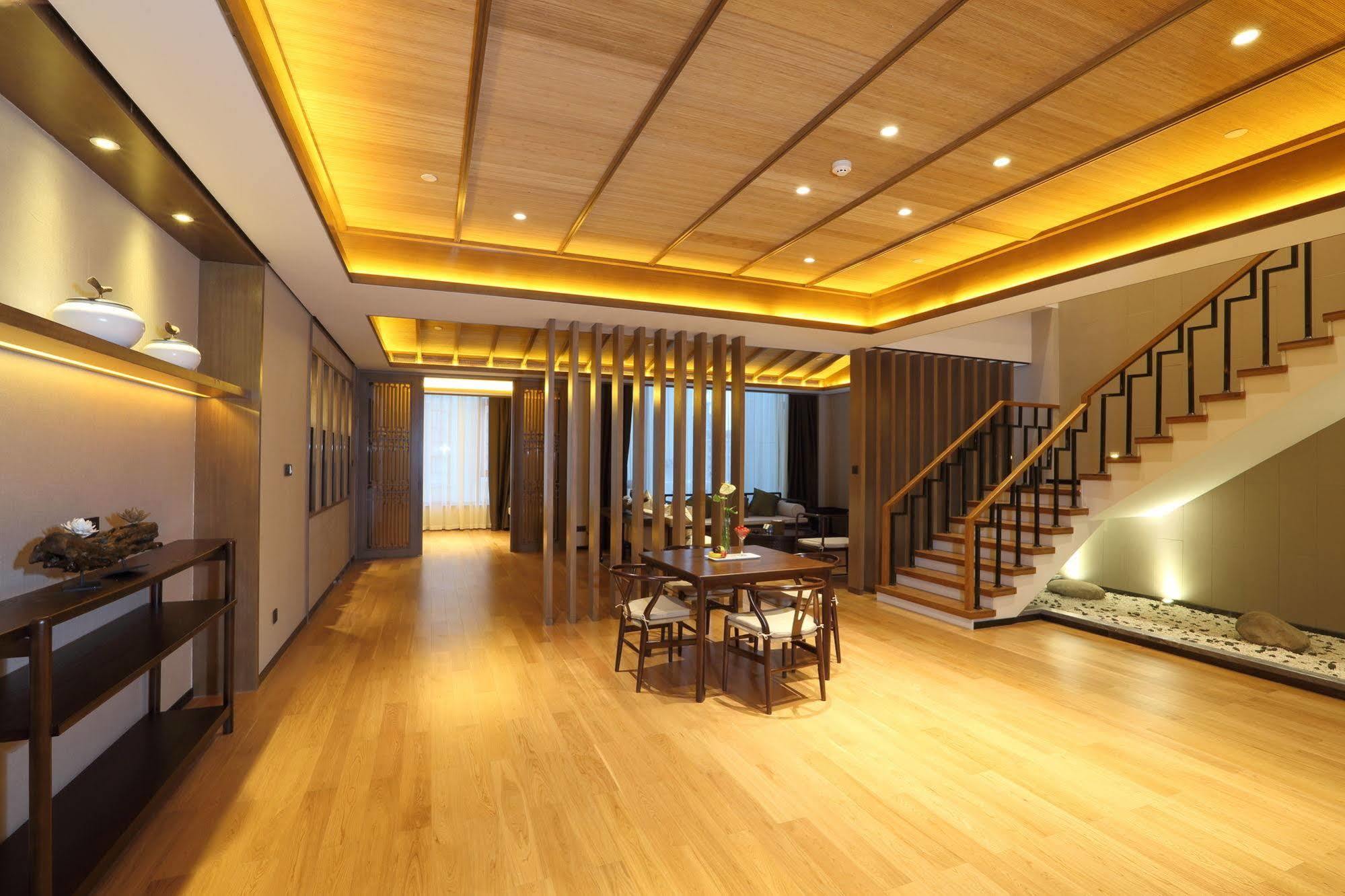 S&N Zhejiang Linhai International Hotel المظهر الخارجي الصورة