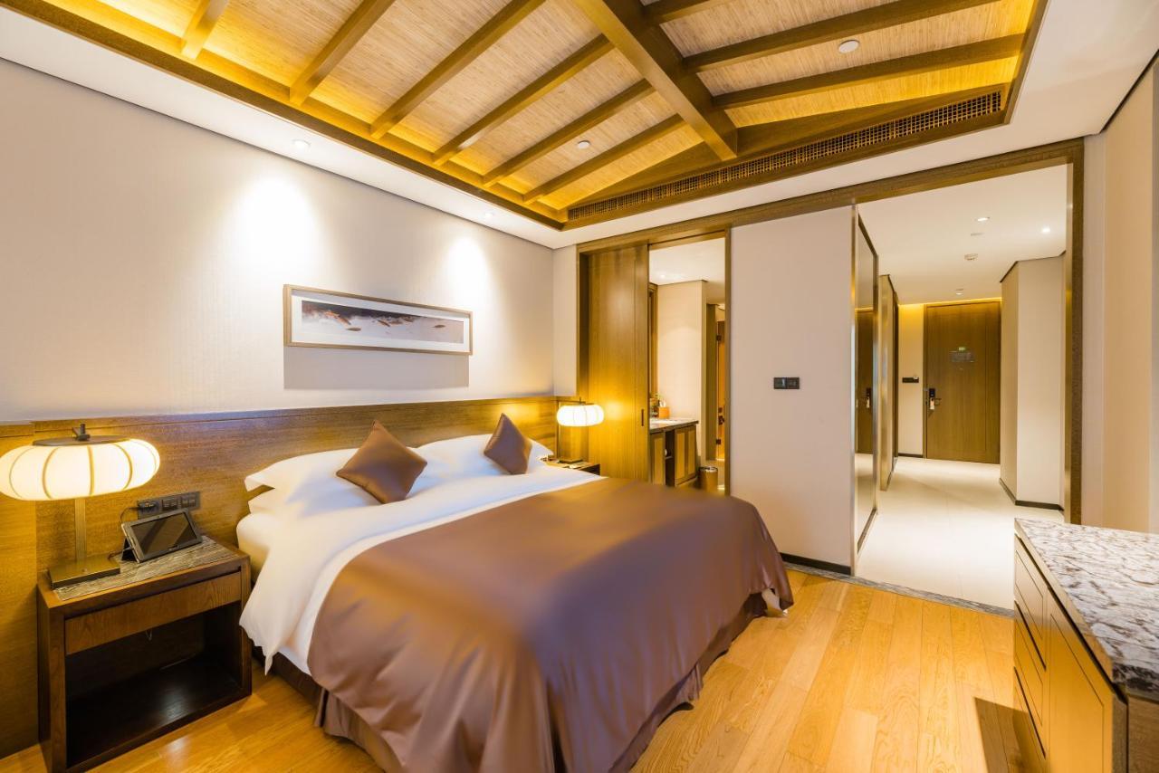 S&N Zhejiang Linhai International Hotel المظهر الخارجي الصورة